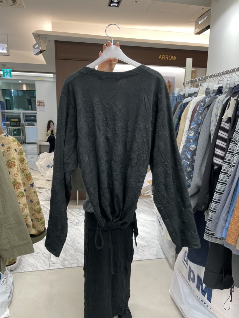 SOLD OUT東大門代購女裝新品推薦熱賣人氣真品長袖T恤褶皺SOLD OUT長袖T恤