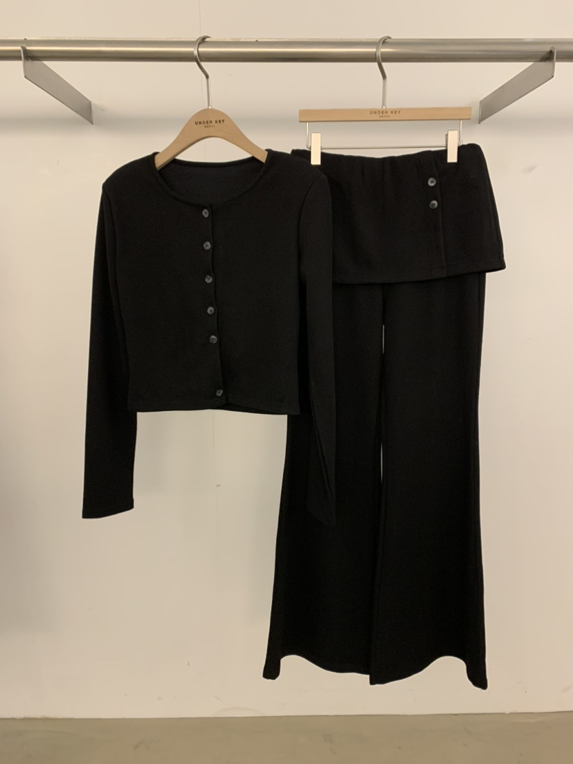 UNDER KEY東大門實拍女裝新品人氣熱賣時尚休閑真品套裝UNDER KEY套裝圖色2
