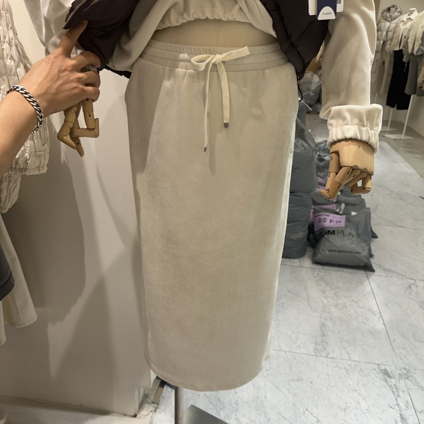 BLUEI-D/N SHARP韓國直郵女士新品熱賣人氣真品推薦長裙Blue i-d/N SHARP長裙圖色2白色