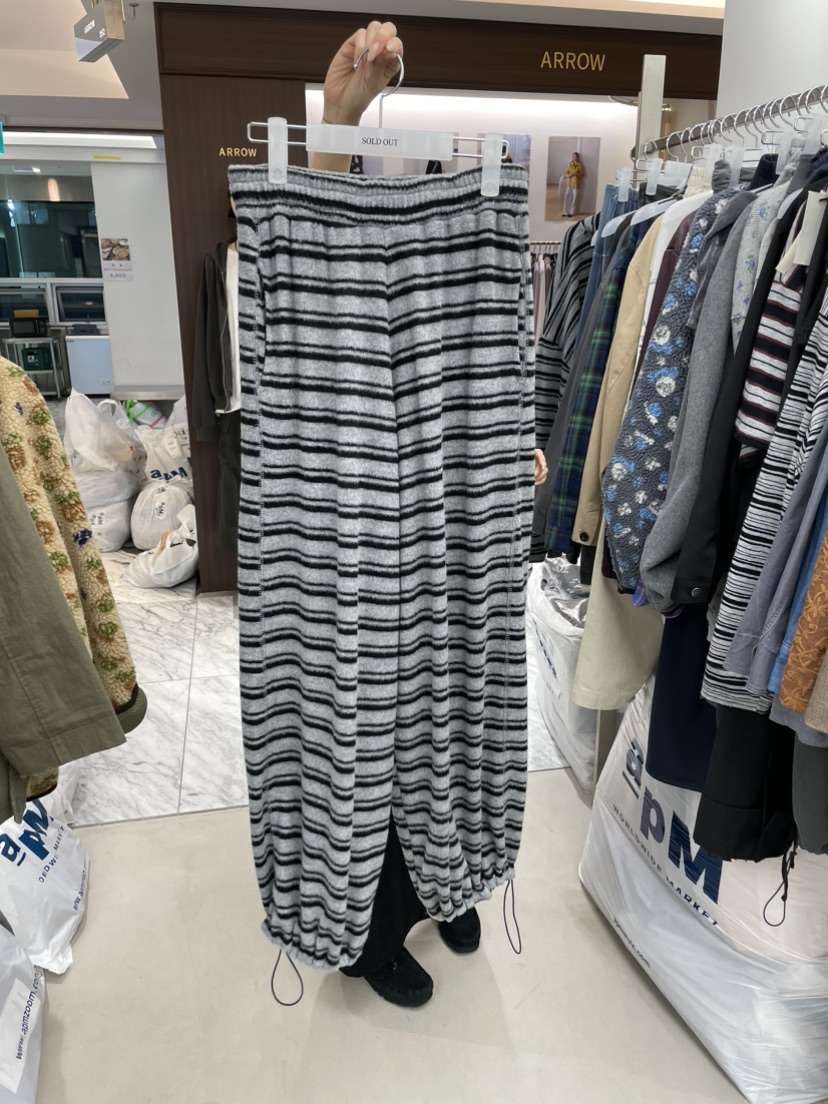 SOLD OUT韓國代購女士新款真品熱賣休閑推薦時尚人氣休閑褲SOLD OUT休閑褲圖色2
