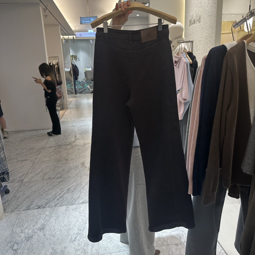 BLUEI-D/N SHARP東大門實拍女士新品真品熱賣休閑休閑褲Blue i-d/N SHARP休閑褲