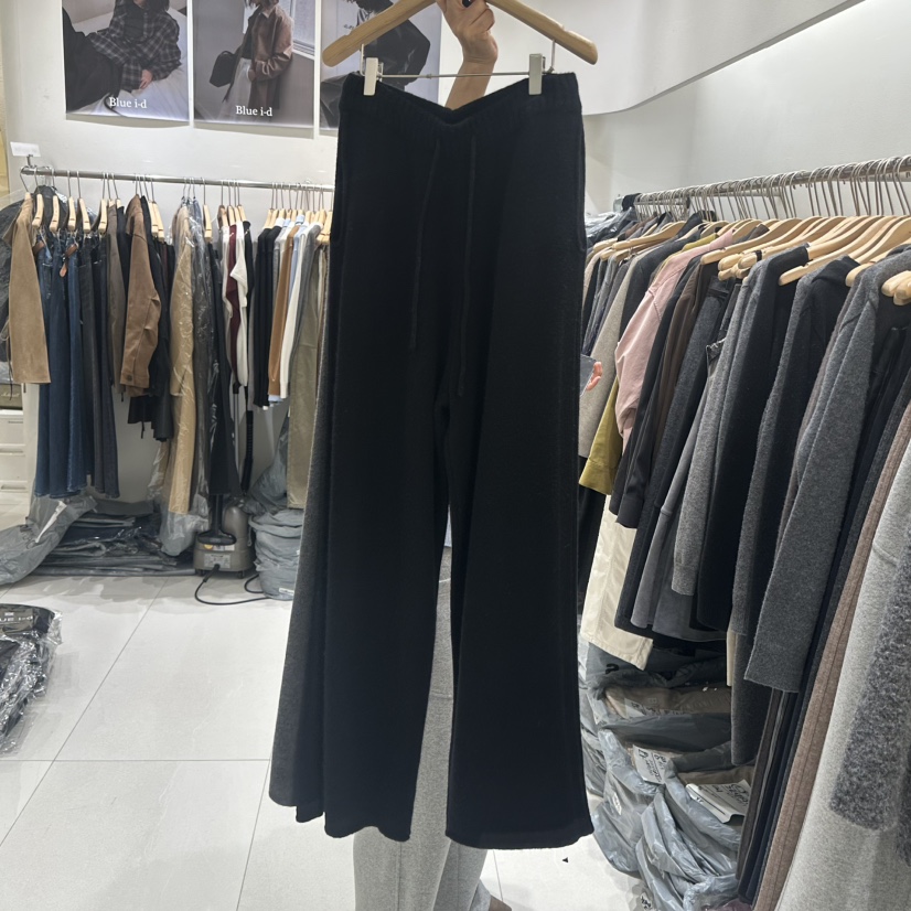 BLUEI-D/N SHARP韓國代購女裝新品推薦真品休閑休閑褲Blue i-d/N SHARP休閑褲圖色4黑色