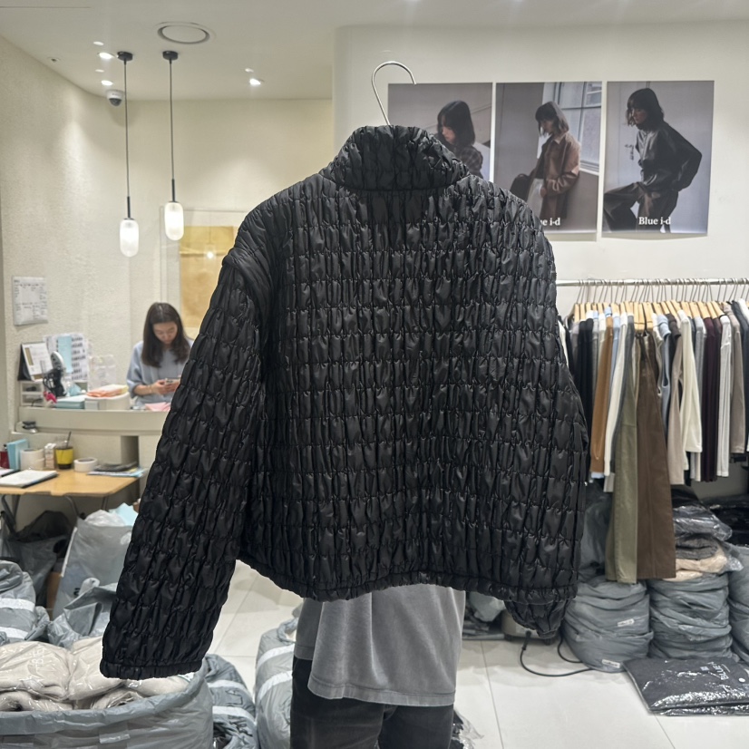 BLUEI-D/N SHARP東大門直郵女士新款休閑短款羽絨服可拆卸鵝絨Blue i-d/N SHARP短款羽絨服