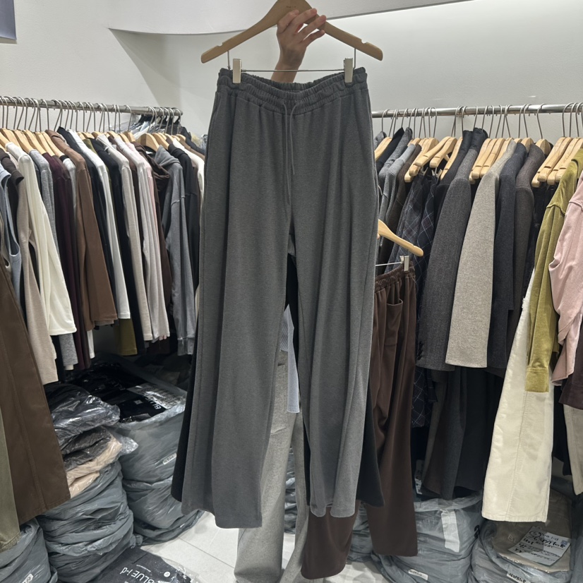 BLUEI-D/N SHARP東大門實拍女裝新品真品熱賣人氣休閑褲Blue i-d/N SHARP休閑褲圖色2