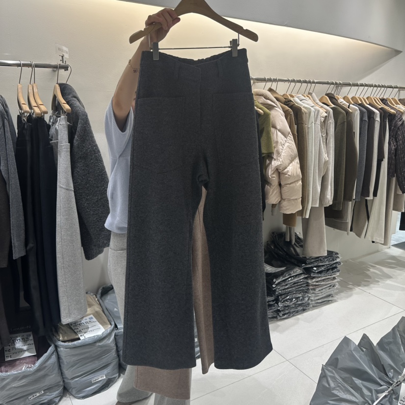 BLUEI-D/N SHARP東大門直郵女裝新款休閑人氣真品休閑褲Blue i-d/N SHARP休閑褲圖色3墨色