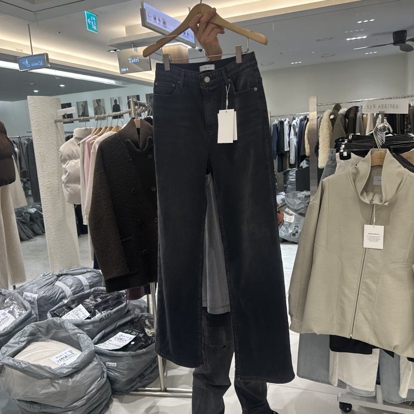 BLUEI-D/N SHARP東大門直郵女裝新品人氣推薦真品休閑褲Blue i-d/N SHARP休閑褲圖色2黑色