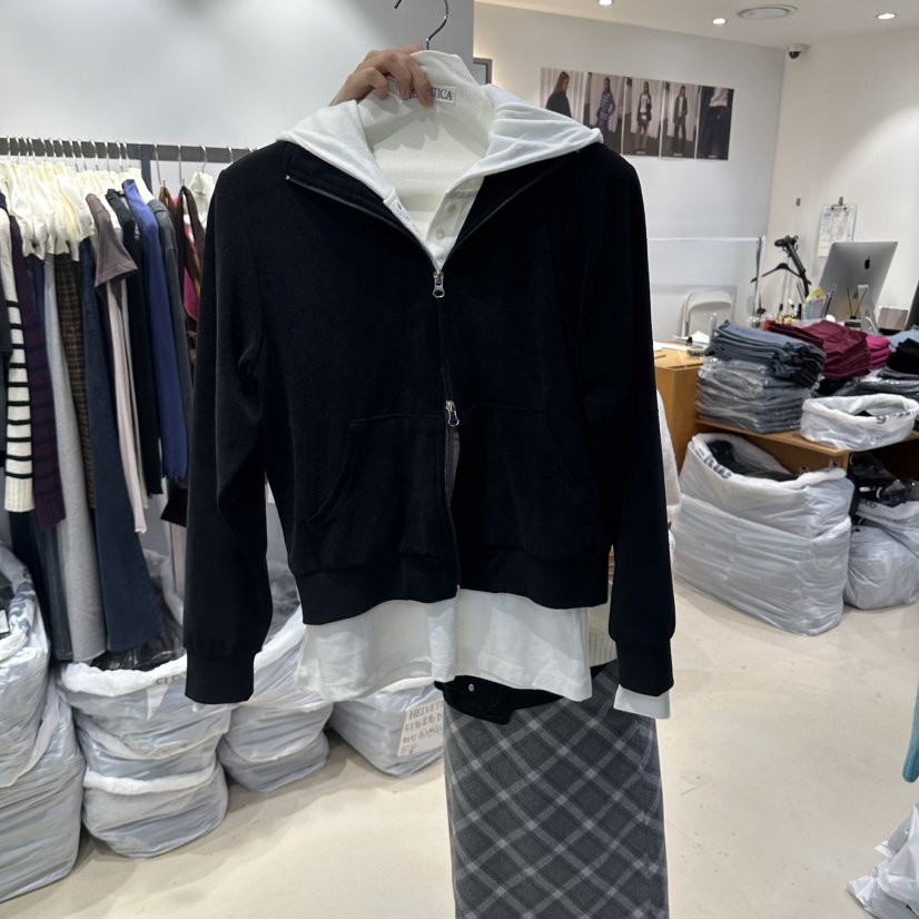 HELVETICA PLUS韓國直郵女士新品推薦休閑衛衣天鵝絨口袋HELVETICA衛衣圖色2