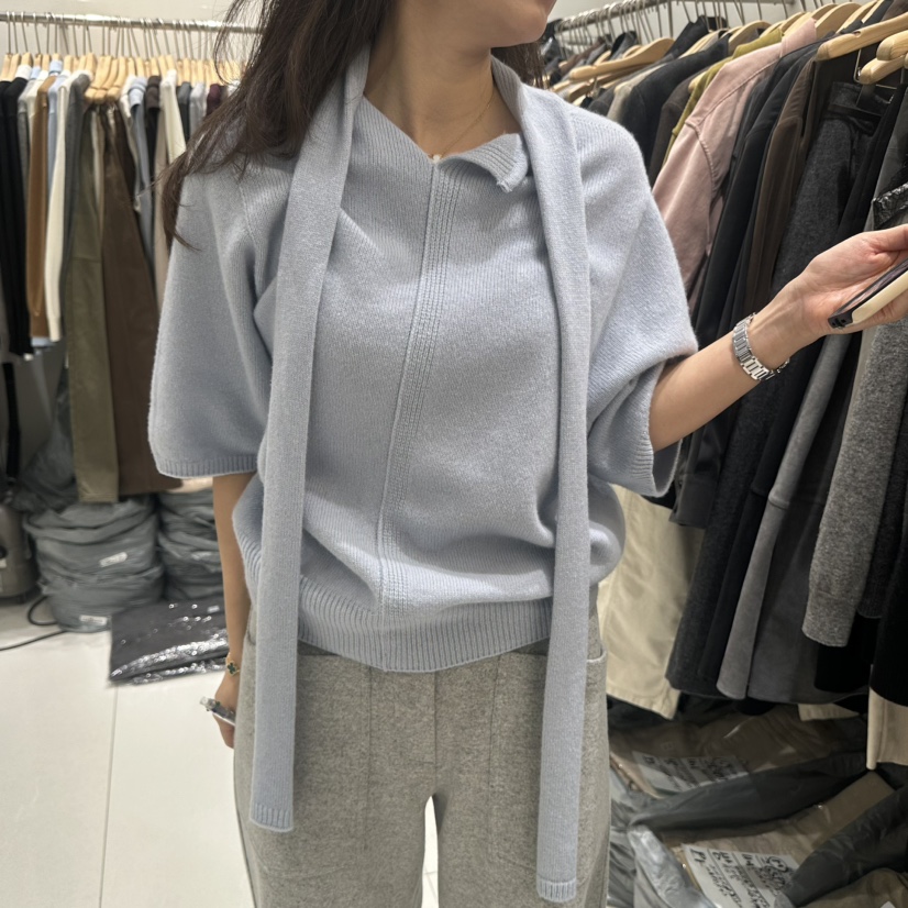 BLUEI-D/N SHARP韓國代購女裝新品人氣熱賣真品針織衫Blue i-d/N SHARP針織衫圖色1