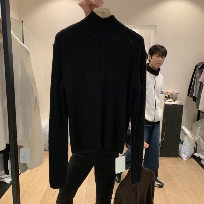 LA MAGIE FEMME韓國代購女士新款職業熱賣時尚人氣針織衫Lamagie Femme針織衫圖色4黑