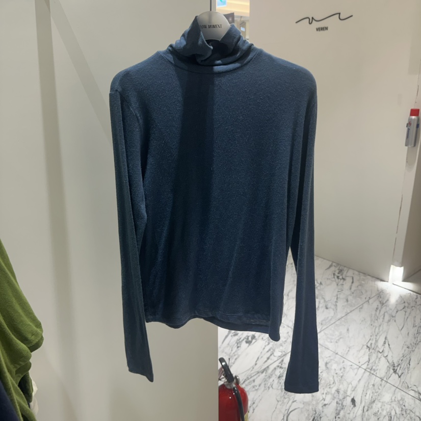 LOW MOMENT東大門代購女士新品時尚熱賣推薦真品長袖T恤LOW MOMENT長袖T恤圖色3