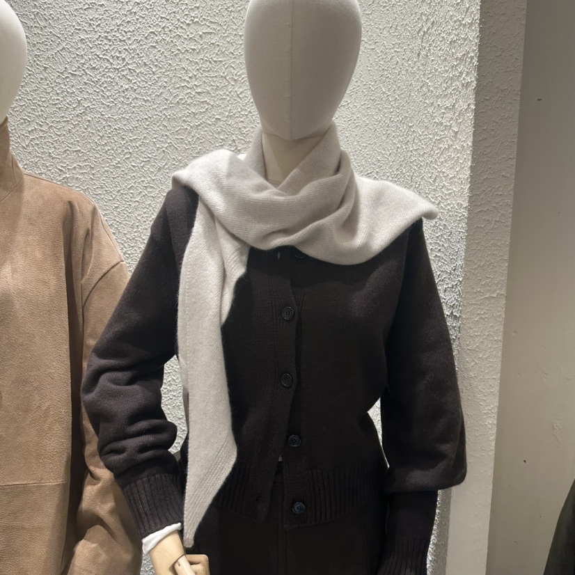 BLUEI-D/N SHARP東大門代購女裝新品熱賣時尚圍巾披肩Blue i-d/N SHARP圍巾/披肩圖色2