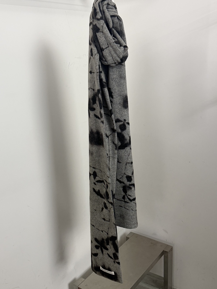 LONDON FLAT東大門直郵女士新款真品熱賣圍巾披肩羊毛圍巾LONDON FLAT圍巾/披肩圖色1