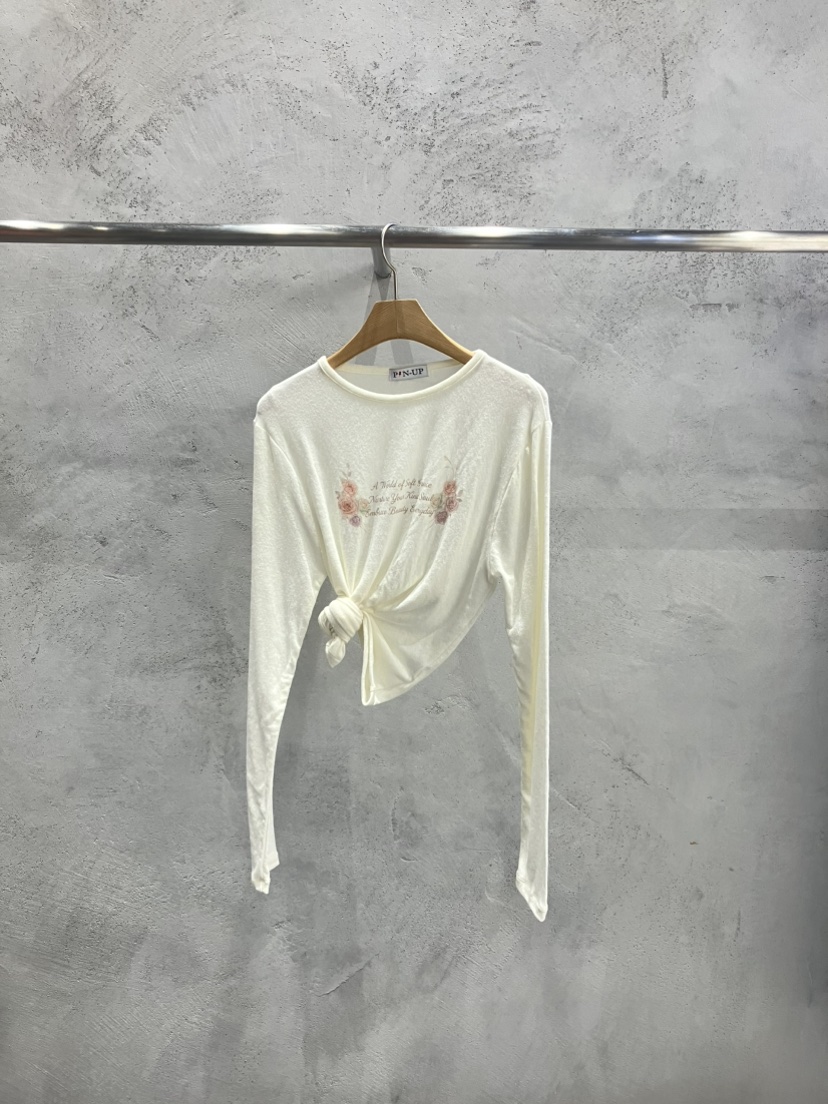 PIN-UP東大門代購女裝新品時尚真品人氣休閑熱賣長袖T恤PIN-UP長袖T恤圖色1