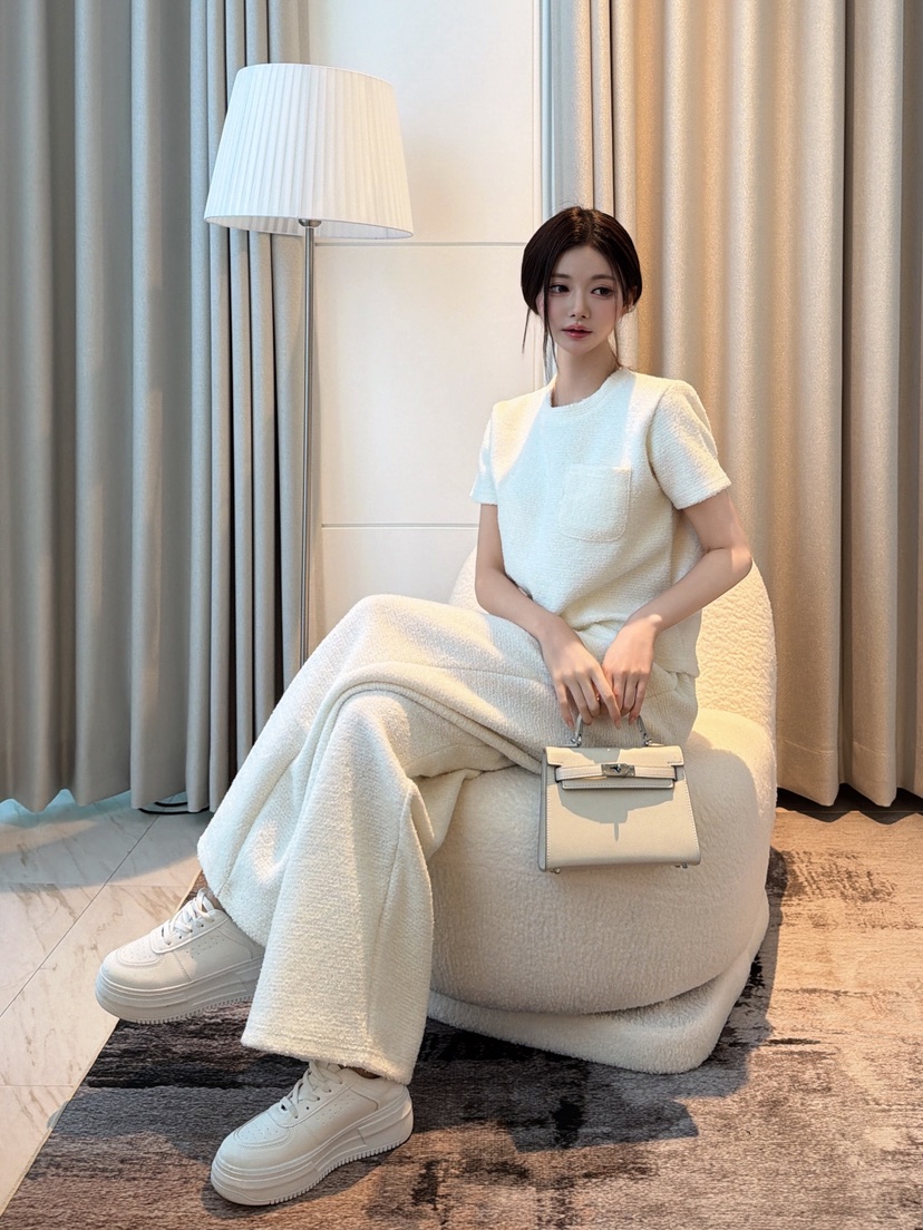 CLOTH東大門實拍女裝新品休閑推薦真品時尚人氣熱賣套裝珍珠CLOTH套裝