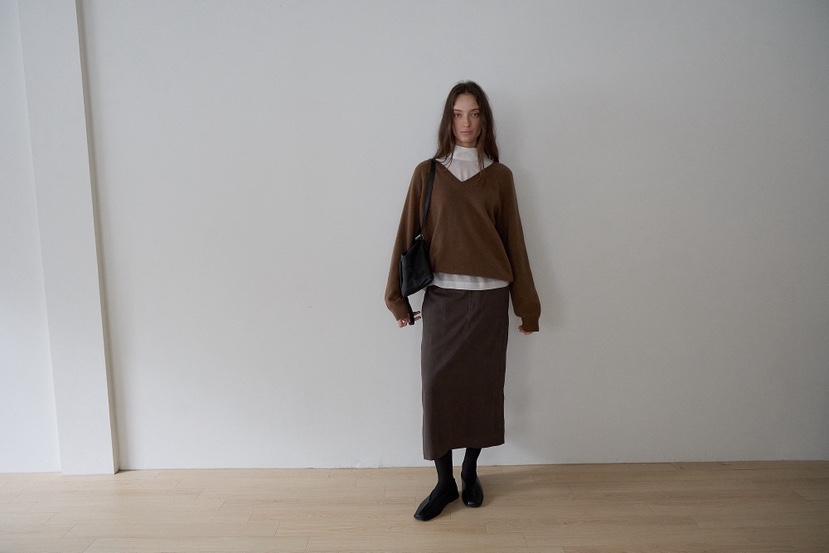 B_GARDER東大門代購女士新品真品人氣熱賣時尚推薦針織衫V領B.GARDER針織衫