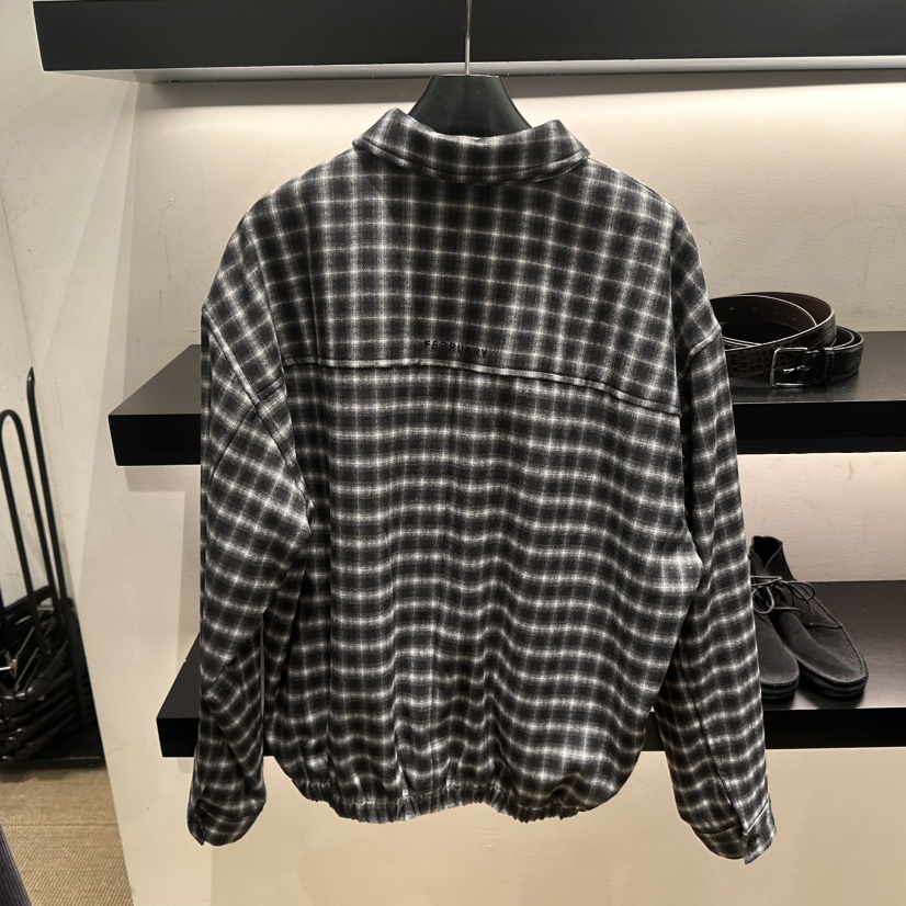 FEBRUARY 11韓國直郵女士新品時尚熱賣人氣襯衫蕾絲衫格紋FEBRUARY 11襯衫/蕾絲衫
