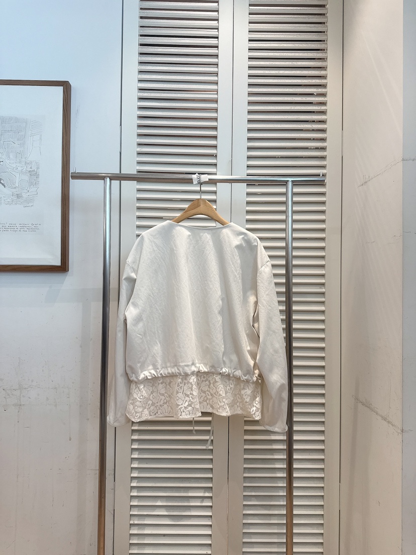 FAVE-L東大門直郵女士新品時尚推薦熱賣襯衫蕾絲衫蕾絲褶邊FAVE-L襯衫/蕾絲衫