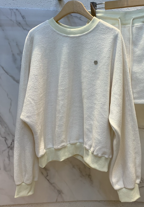 OLIVE TrEE東大門實拍女裝新品真品熱賣時尚人氣休閑衛衣OLIVE TrEE衛衣圖色2