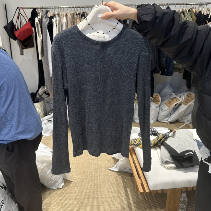 SELF SERVICE/MASOF東大門直郵女裝新品時尚長袖T恤不含內搭SELF SERVICE/MASOF長袖T恤圖色3
