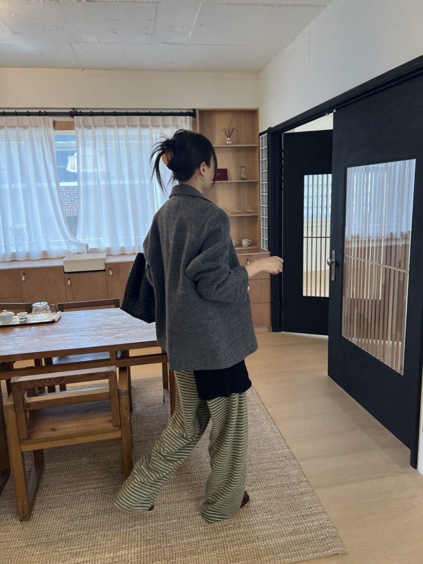 ME MO東大門代購女裝新款時尚真品人氣推薦職業短款大衣ME MO短款大衣