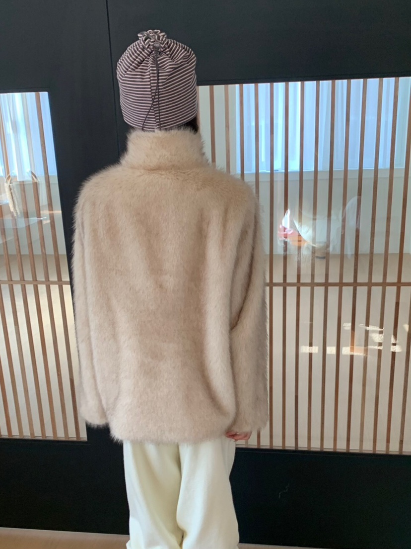 LIKEVAM東大門代購女士新款休閑真品人氣時尚短款大衣皮草LIKEVAM短款大衣