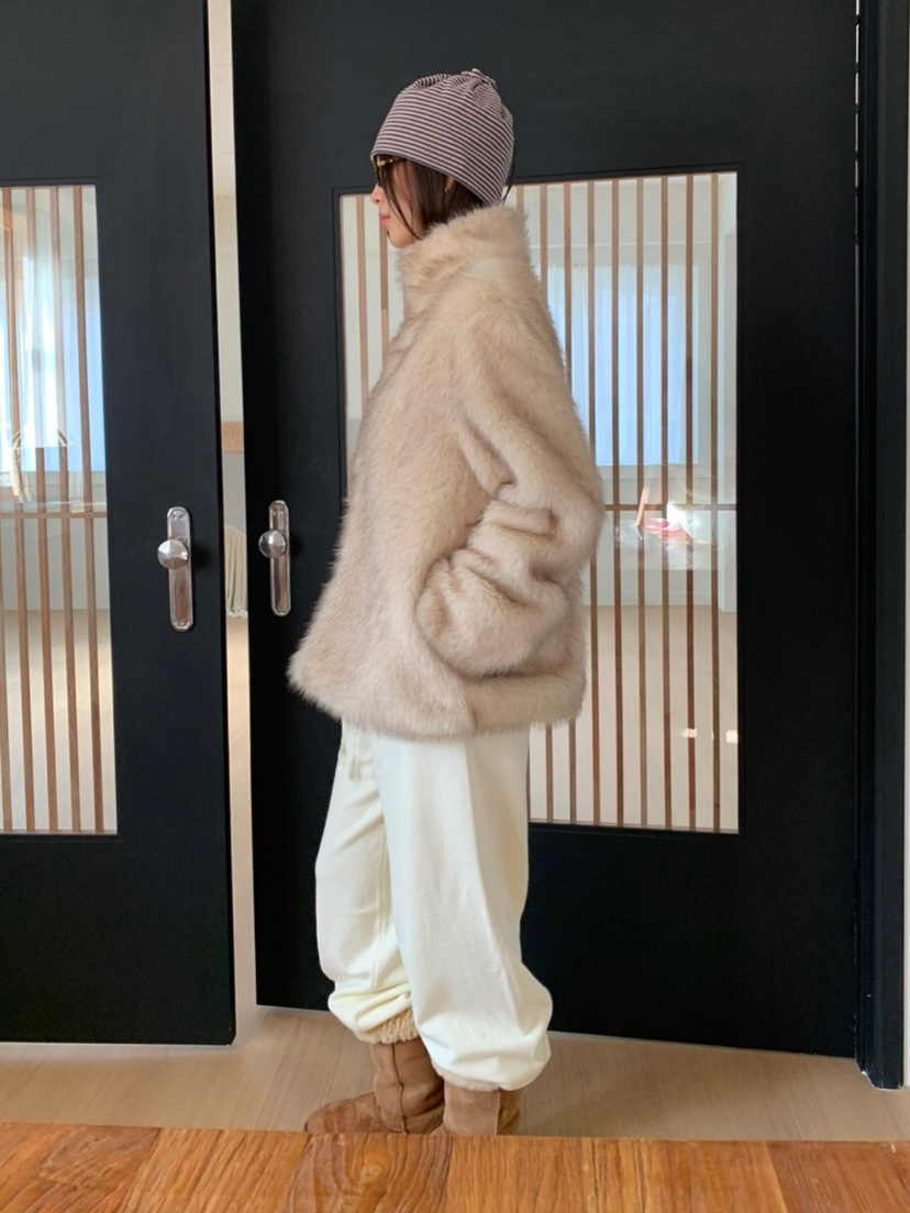 LIKEVAM東大門代購女士新款休閑真品人氣時尚短款大衣皮草LIKEVAM短款大衣