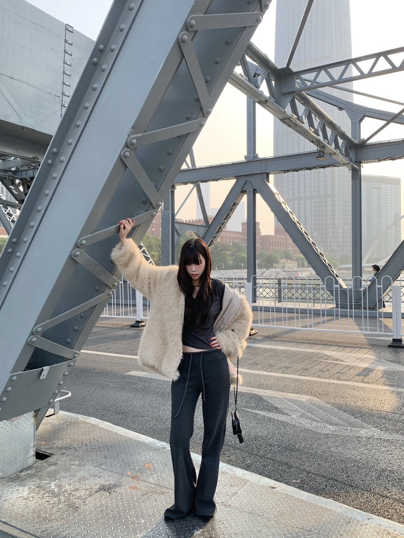 LEGACY東大門代購女裝新款推薦時尚真品休閑短款大衣皮草LEGACY短款大衣