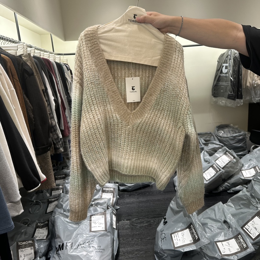 TOMGIRL韓國直郵女裝新款熱賣真品人氣推薦時尚休閑職業毛衣TOMGIRL毛衣圖色3
