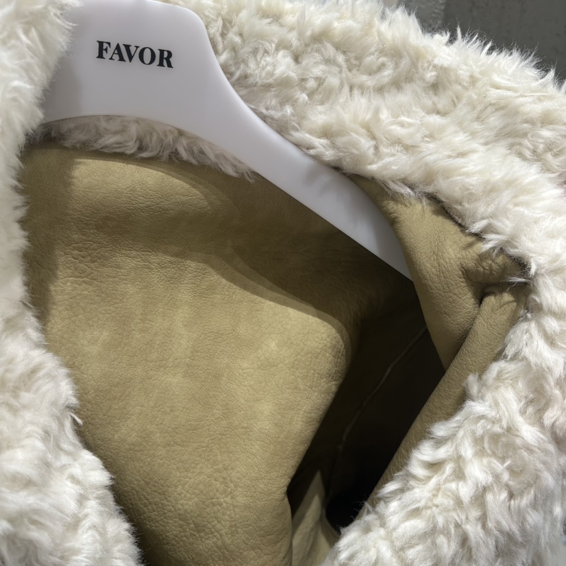 FAVOR-P東大門代購女裝新品真品時尚人氣短款大衣含腰繩FAVOR-P短款大衣