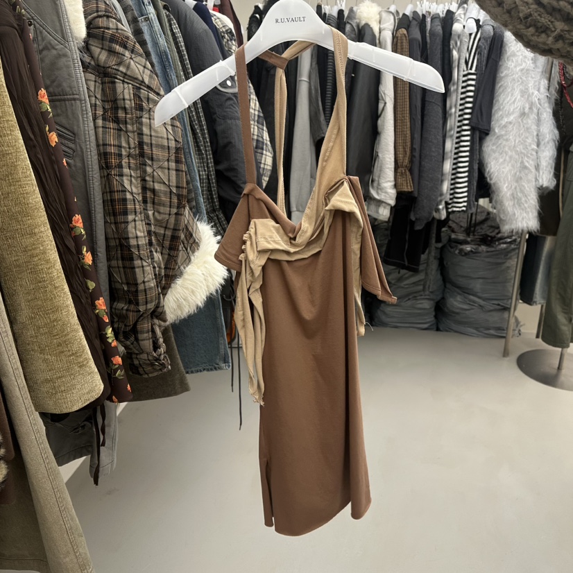 R U VAULT韓國直郵女士新品時尚人氣休閑吊帶背心撞色褶邊R U VAULT吊帶/背心圖色3