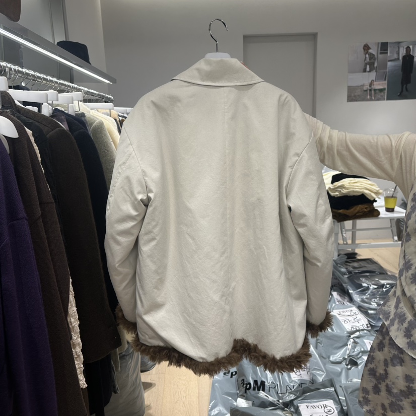 FAVOR-P韓國直郵女裝新品真品推薦人氣時尚短款大衣兩面穿FAVOR-P短款大衣