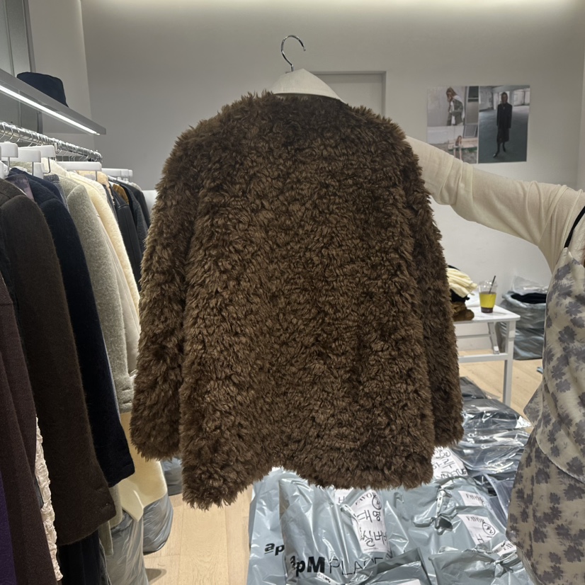 FAVOR-P韓國直郵女裝新品真品推薦人氣時尚短款大衣兩面穿FAVOR-P短款大衣