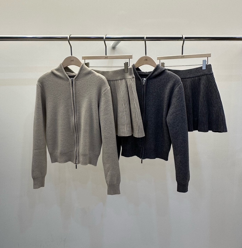 57TH東大門實拍女士新品人氣休閑熱賣時尚真品推薦套裝57TH套裝