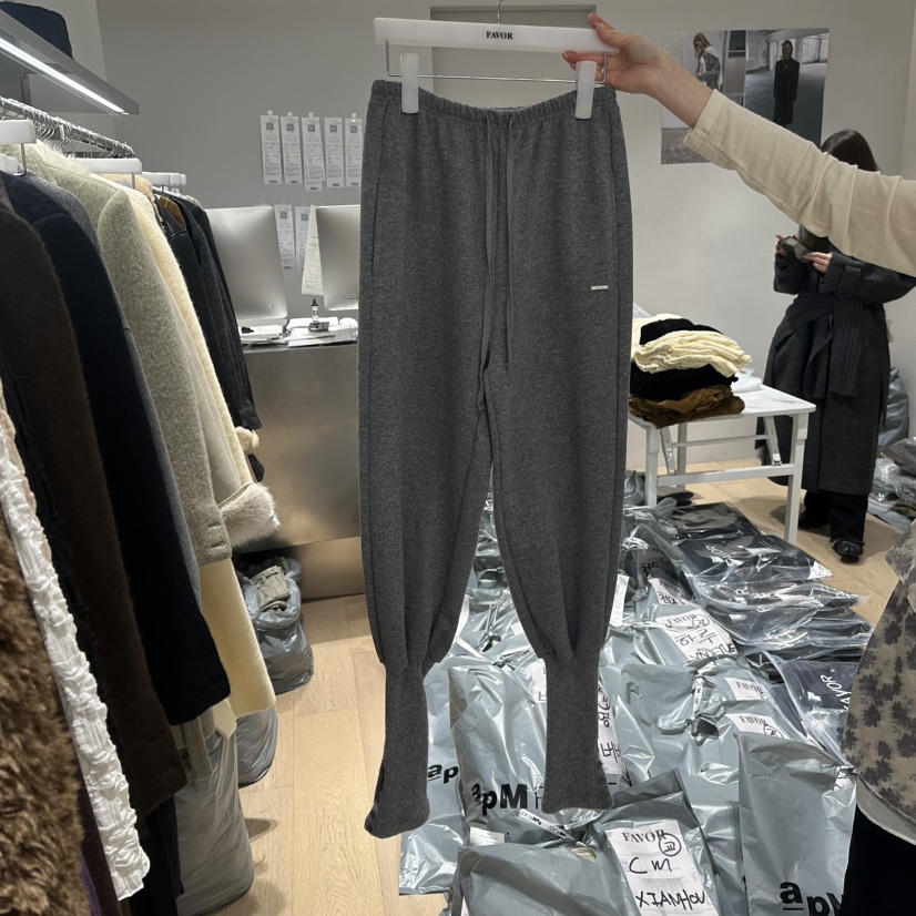 FAVOR-P東大門實拍女裝新品熱賣休閑推薦人氣真品休閑褲FAVOR-P休閑褲圖色1