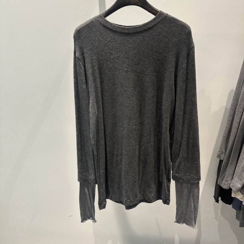 JANE BIRKIN東大門直郵女裝新款推薦長袖T恤假兩件疊穿長款JANE BIRKIN設計師品牌長袖T恤圖色2