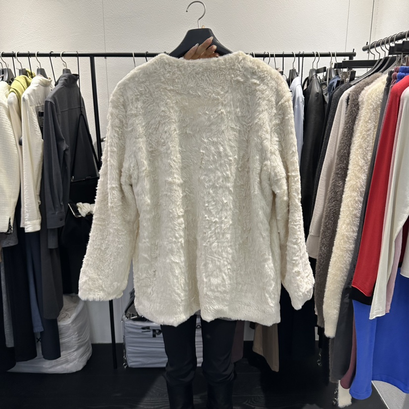 FLAMME TOIT/LUNAMDE東大門實拍女裝新品人氣熱賣短款大衣FLAMME TOIT/LUNAMDE短款大衣