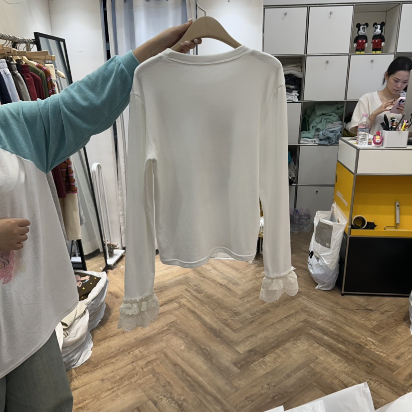 DE LINE東大門實拍女士新品休閑熱賣時尚長袖T恤加絨褶邊DE LINE長袖T恤