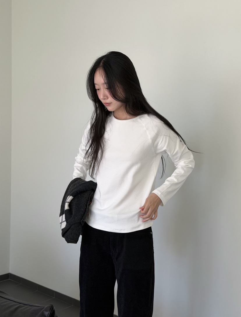 AMY GRACE-A韓國代購女裝新款休閑時尚長袖T恤抓絨插肩AMY GRACE長袖T恤