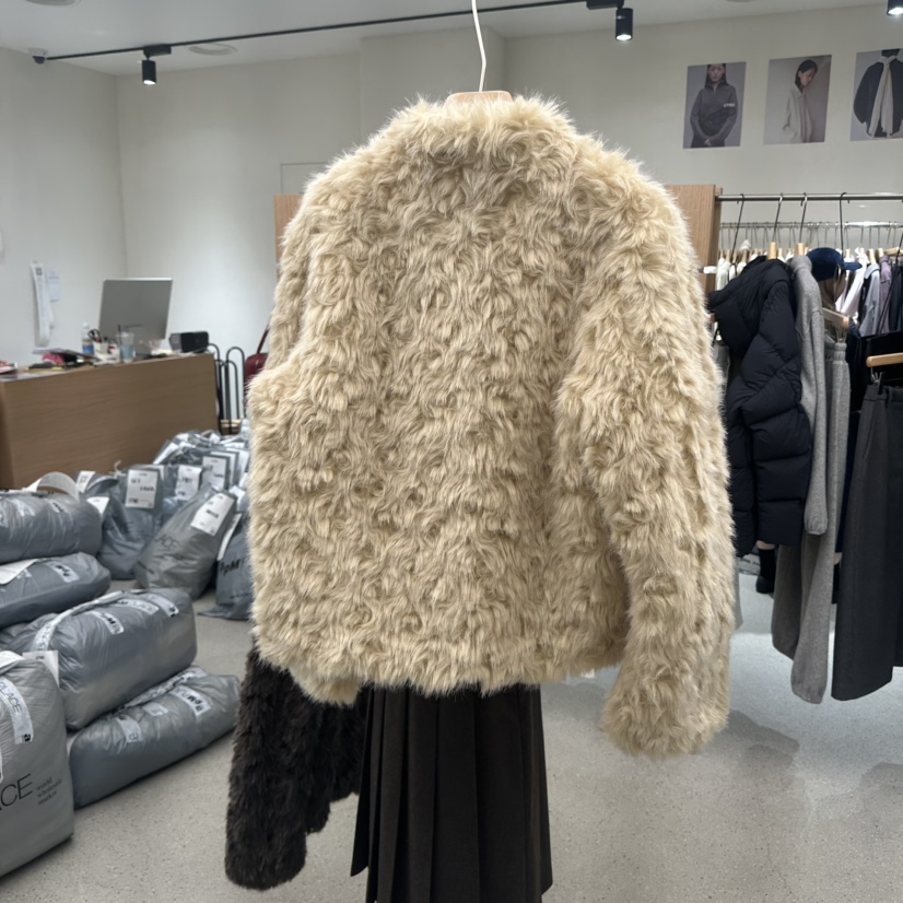 UTRE東大門代購女士新款熱賣真品人氣推薦時尚休閑短款大衣UTRE短款大衣