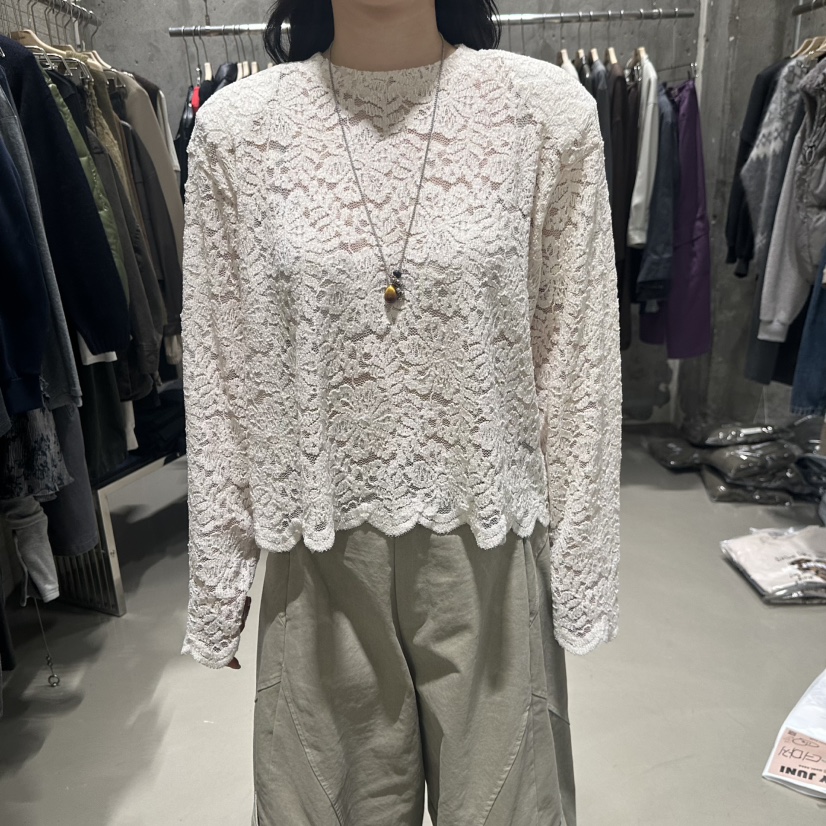 JUNI韓國代購女裝新品熱賣人氣休閑推薦襯衫蕾絲衫天鵝絨my juni襯衫/蕾絲衫圖色1