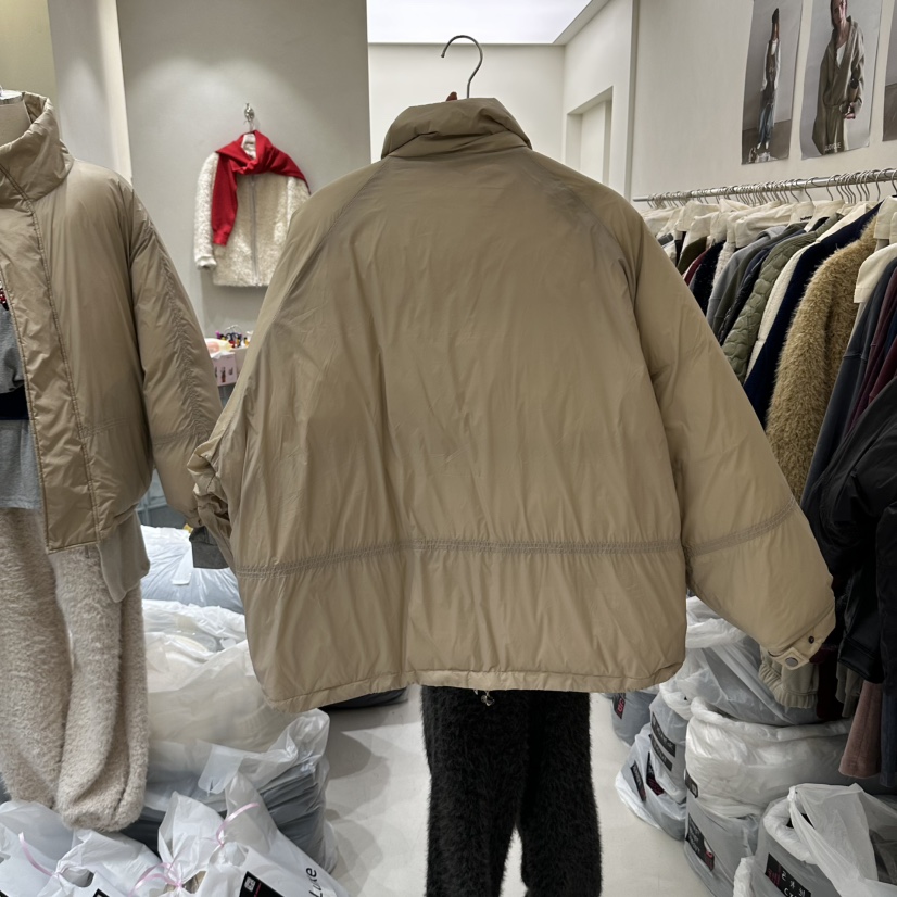 JUDYQUE東大門直郵女裝新款休閑真品推薦時尚短款羽絨服羽絨JUDYQUE短款羽絨服