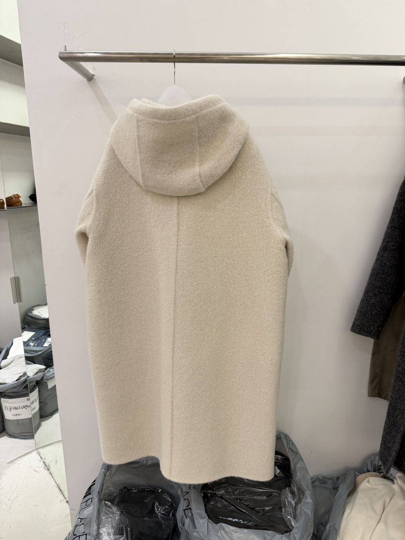 GALLERY-P東大門實拍女裝新品時尚中長款大衣羊駝毛連帽衫GALLERY-P中長款大衣