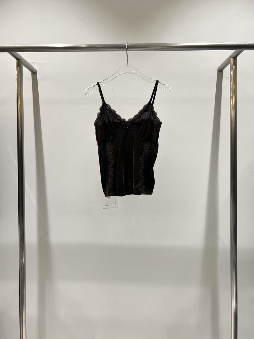 CESTLAVIE東大門直郵女士新款推薦吊帶背心天鵝絨蕾絲無袖CESTLAVIE吊帶/背心圖色2棕色
