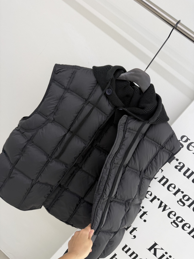 RED-A東大門實拍女裝新品真品人氣熱賣推薦時尚休閑馬甲RED-A馬甲圖色3