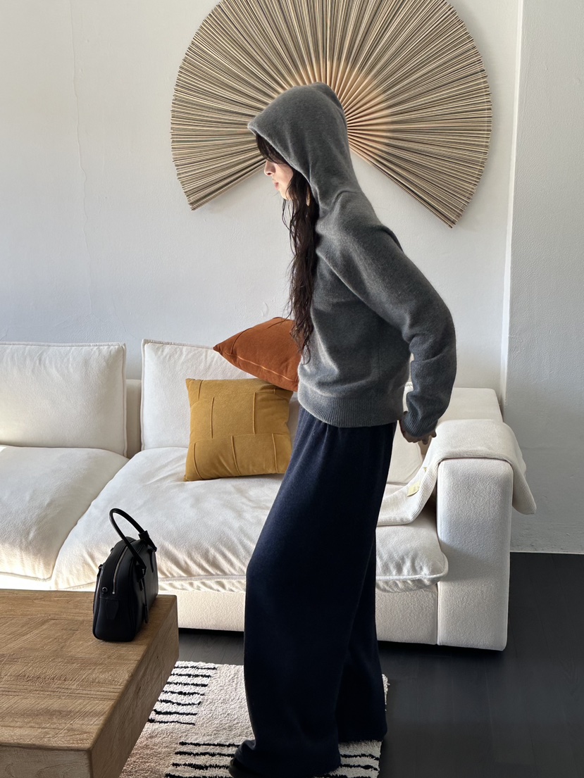 LE VASE東大門實拍女士新品時尚真品熱賣針織衫浣熊連帽LE VASE針織衫