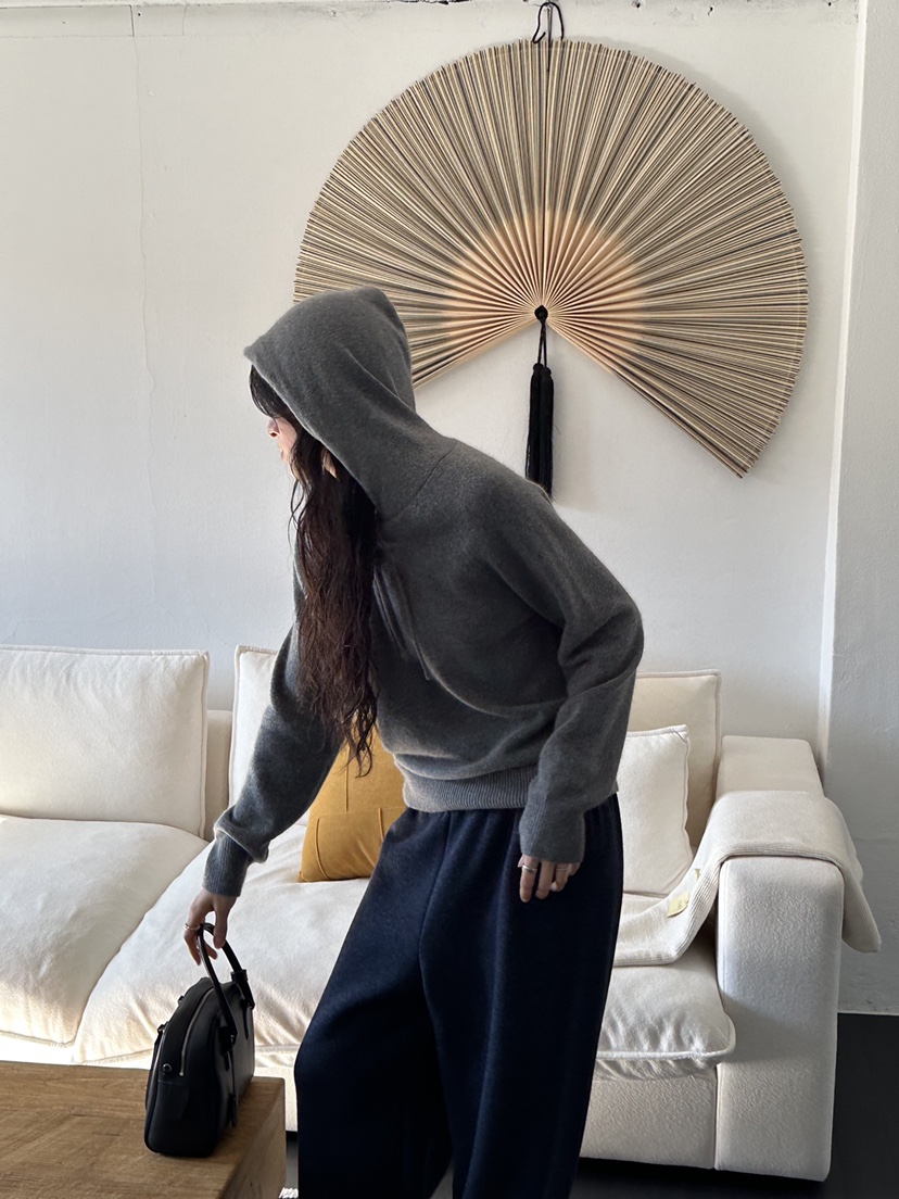 LE VASE東大門實拍女士新品時尚真品熱賣針織衫浣熊連帽LE VASE針織衫