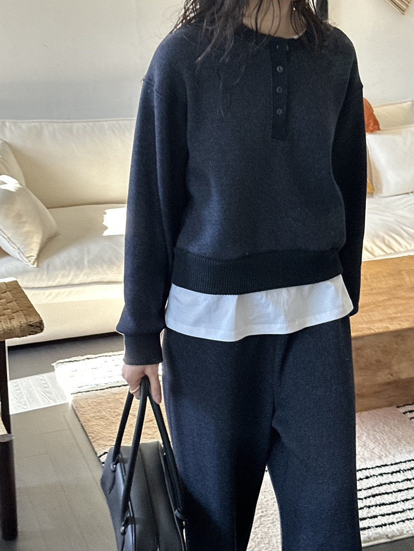 LE VASE東大門實拍女裝新品熱賣人氣真品推薦時尚衛衣紐扣LE VASE衛衣圖色3