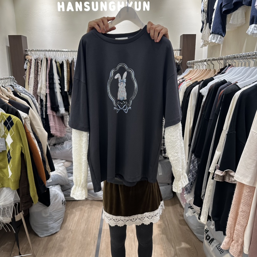 HANSUNGHYUN東大門直郵女裝新品熱賣真品休閑長袖T恤蕾絲HANSUNGHYUN長袖T恤圖色2