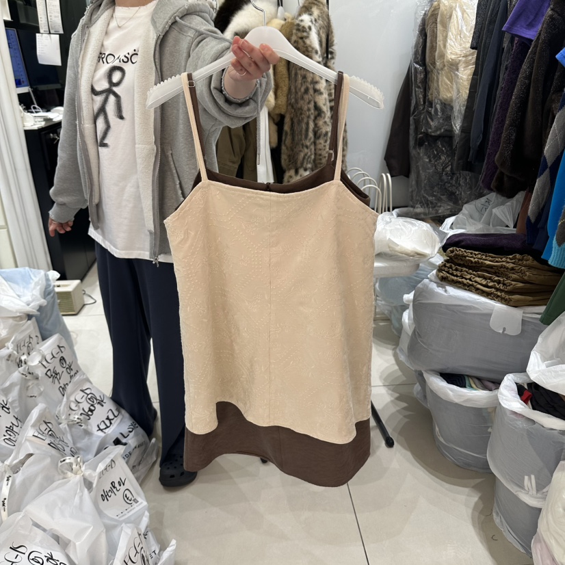 EGG IS東大門代購女裝新款休閑真品推薦熱賣時尚連衣裙OPSEGG IS連衣裙