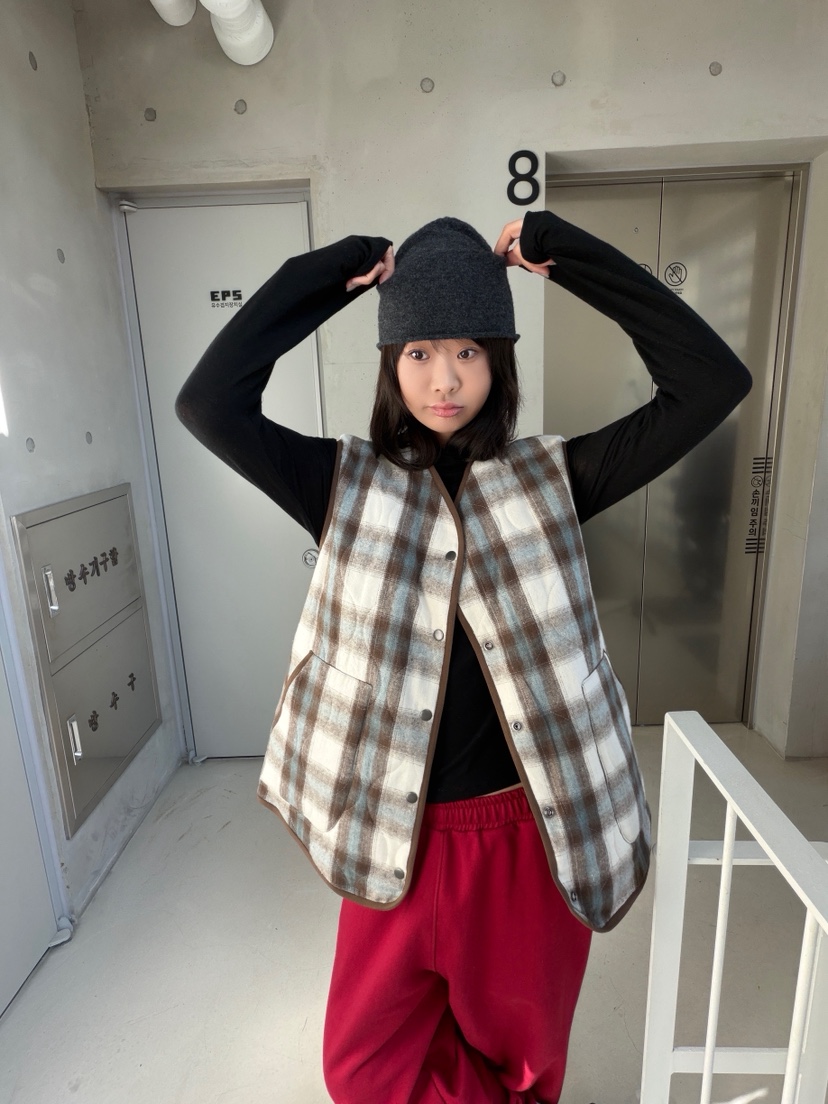 OLI EDIT韓國代購女裝新款真品人氣推薦熱賣時尚休閑馬甲OLI EDIT馬甲